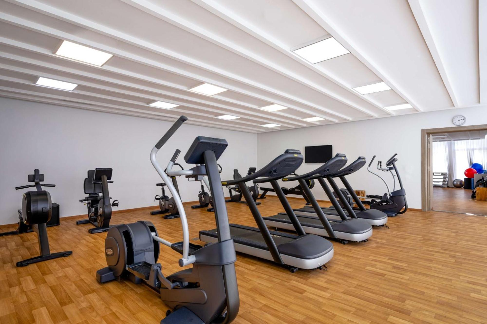Radisson Blu Resort Al Hoceïma Dış mekan fotoğraf A gym