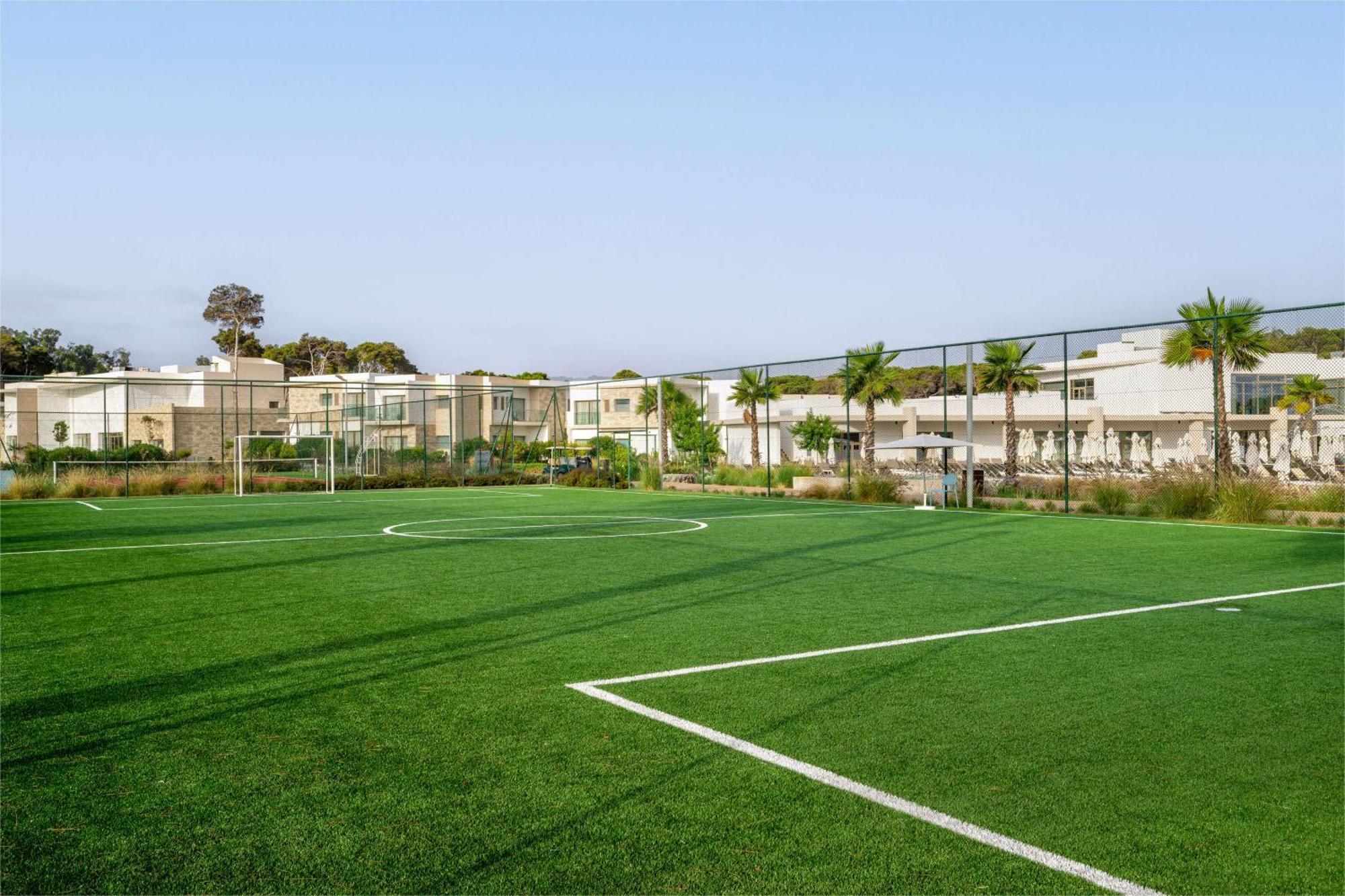 Radisson Blu Resort Al Hoceïma Dış mekan fotoğraf The football field