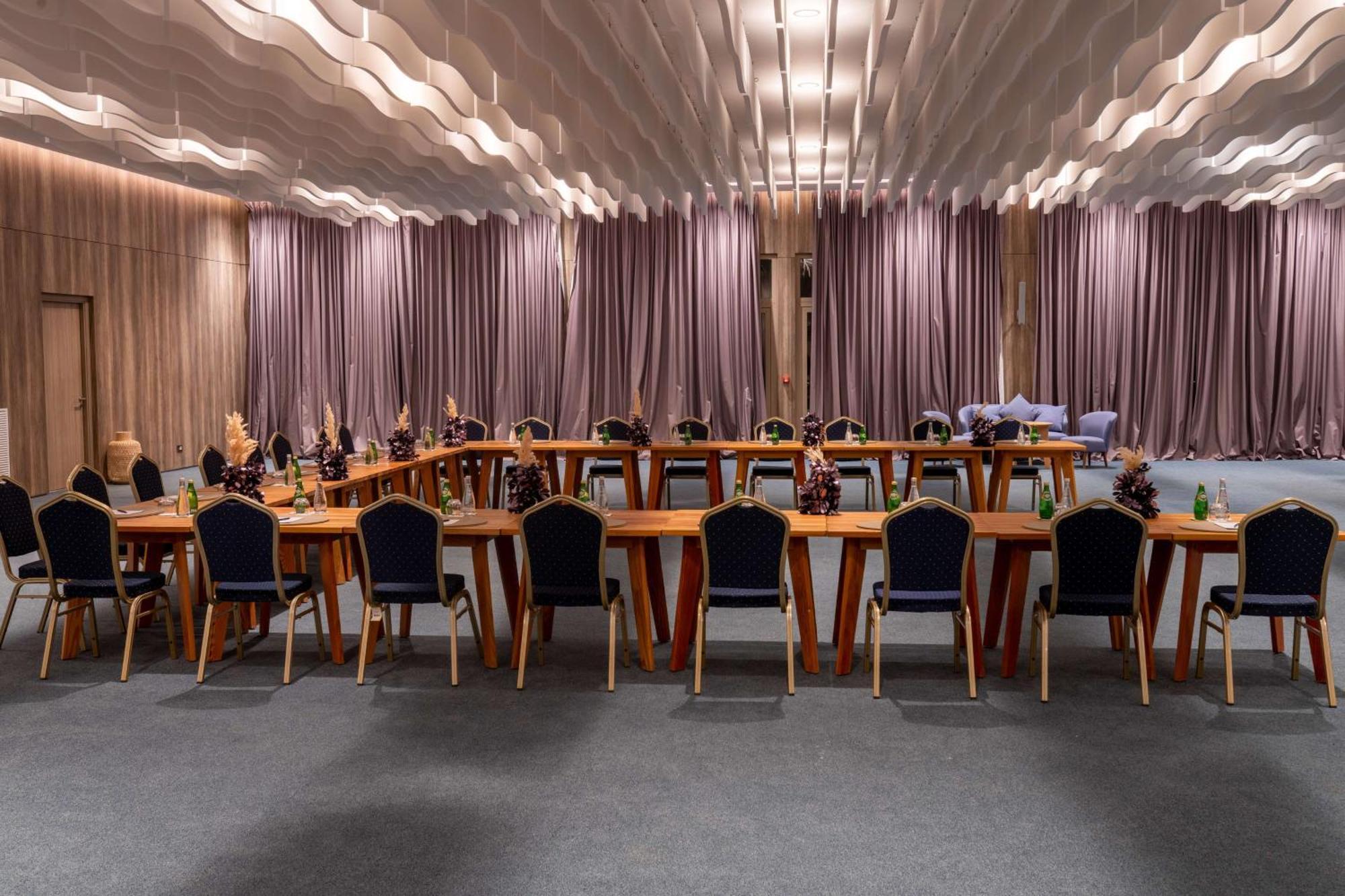 Radisson Blu Resort Al Hoceïma Dış mekan fotoğraf The conference room