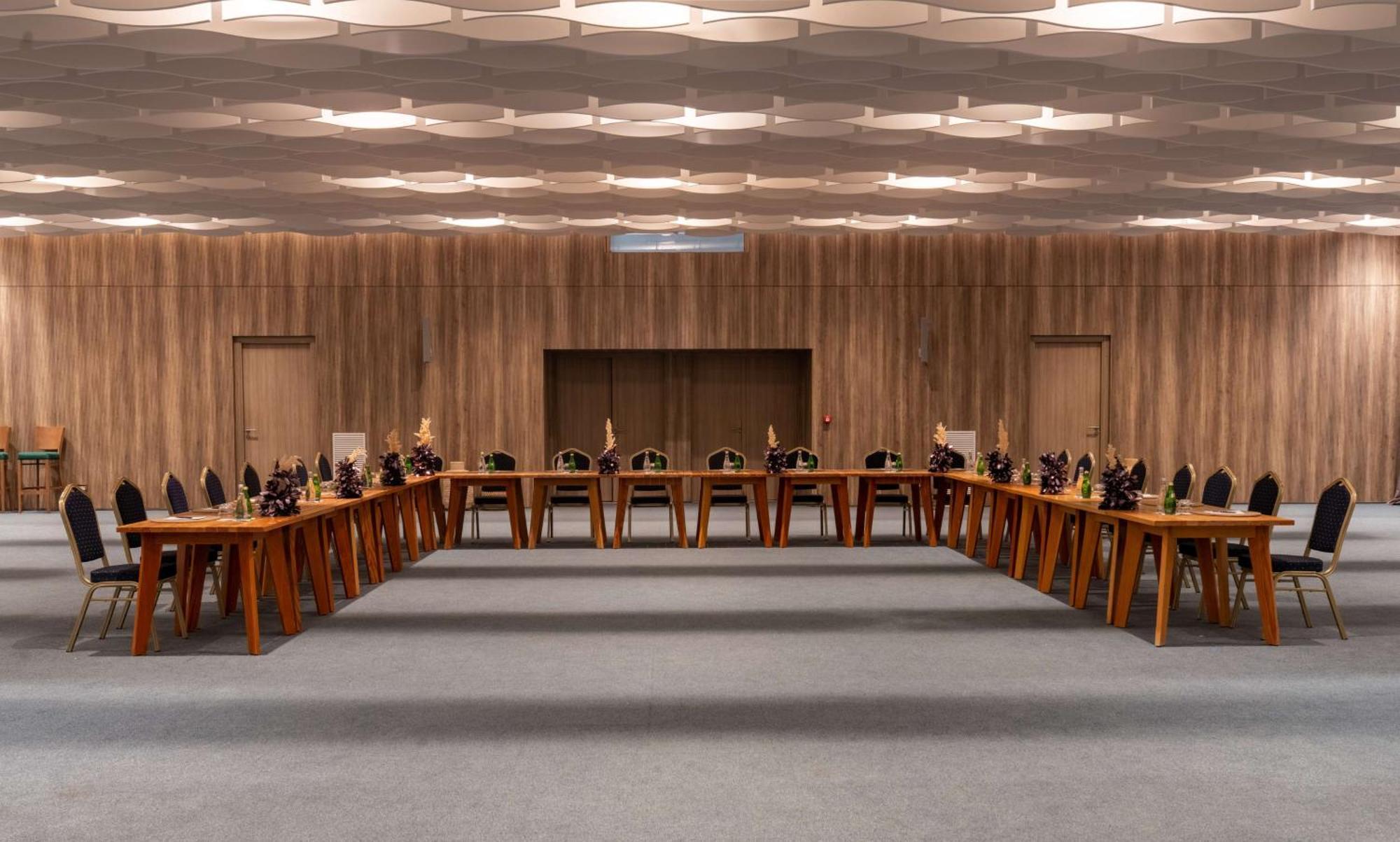 Radisson Blu Resort Al Hoceïma Dış mekan fotoğraf The conference room of the Federal Council