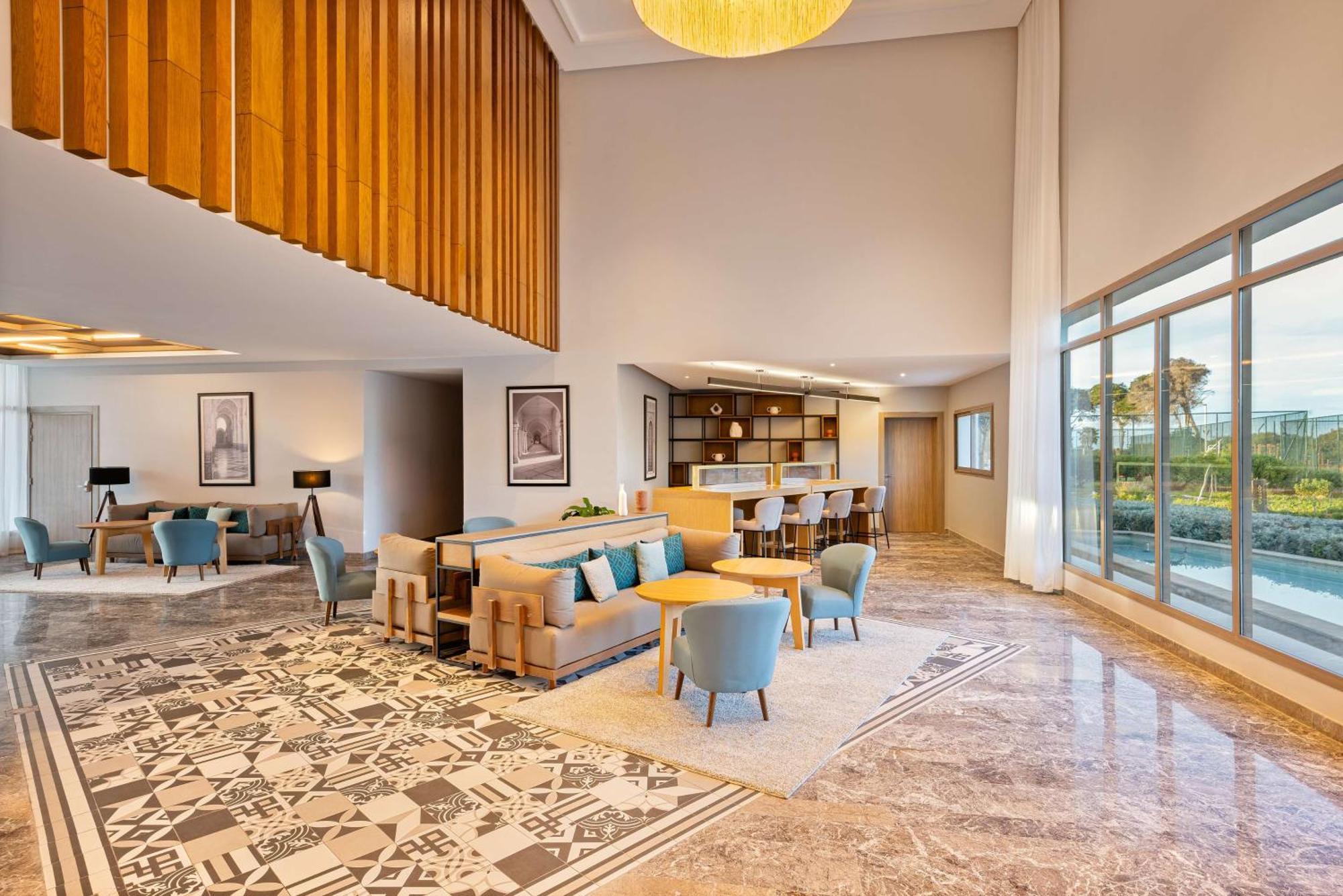 Radisson Blu Resort Al Hoceïma Dış mekan fotoğraf The lounge at the airport